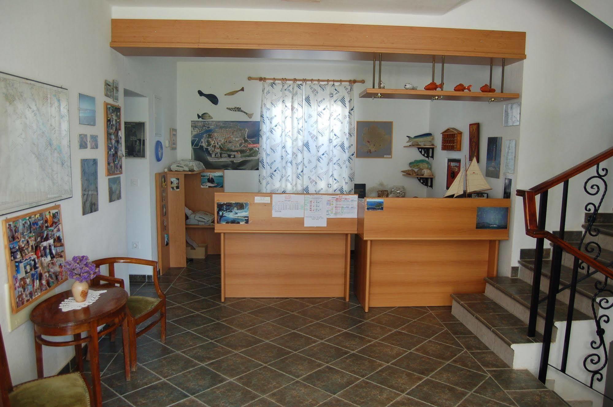 Gorgonia Apartments & Suites Verunić Eksteriør bilde